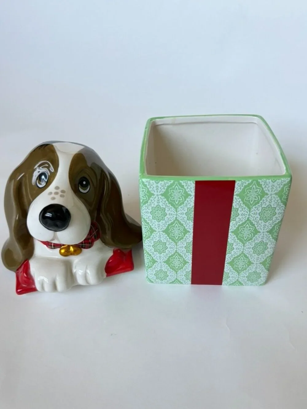 Pioneer Woman Ceramic Dog Cookie Jar Charlie Basset Hound Gift Box Christmas